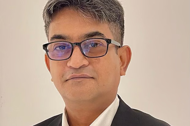 সরকারি চাকরি থেকে উদ্যোক্তায় রূপান্তর: আবু মঞ্জুর সাঈফের সাফল্য